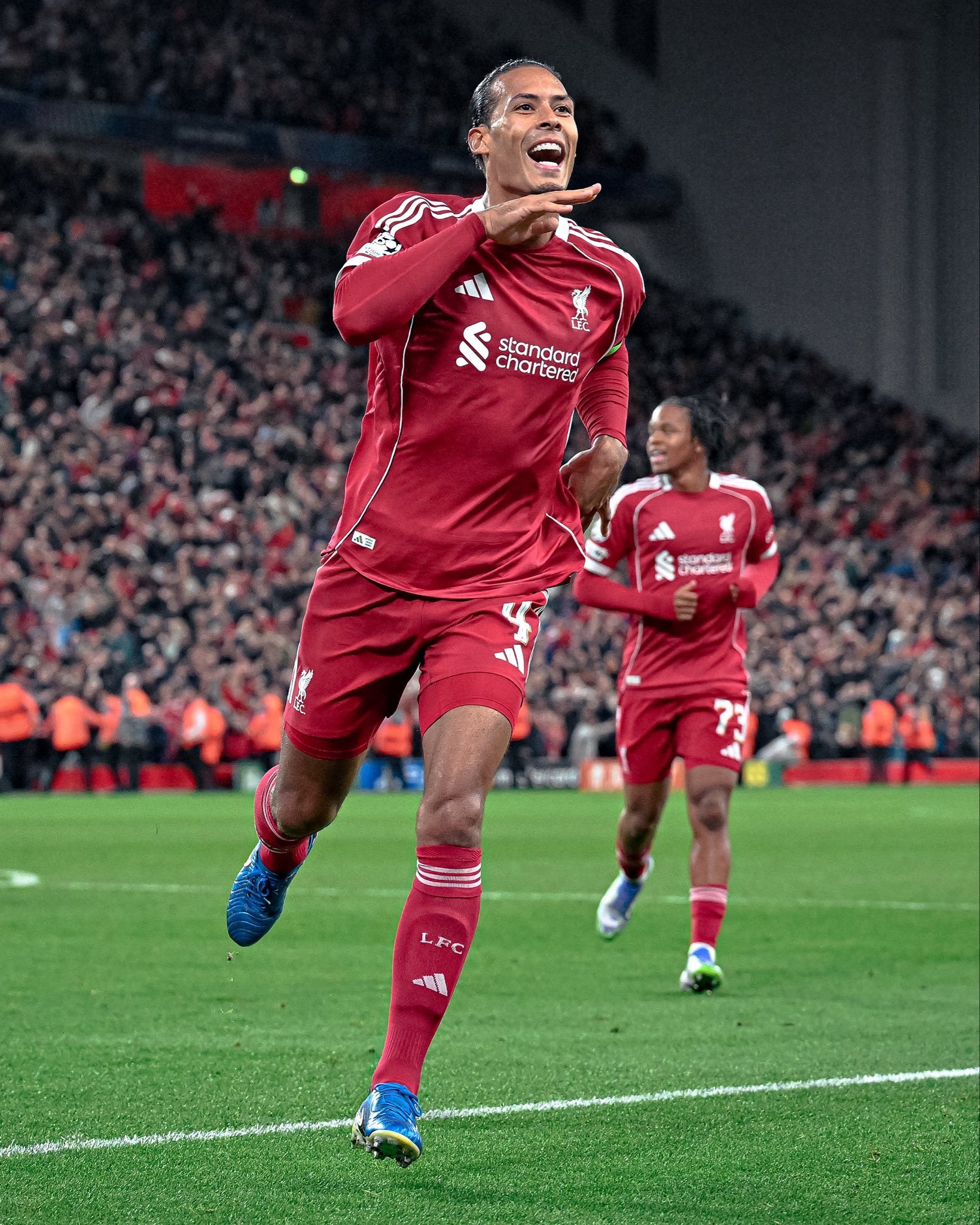 利物浦主场险胜，勉强保住前四席位