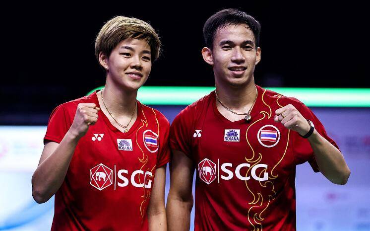 韩国队完胜中国队，安赛龙关键制胜